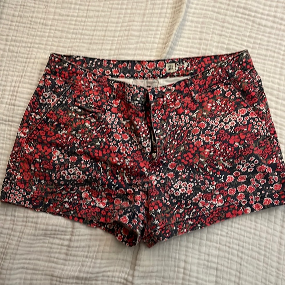 Gap red, white and blue floral shorts size 8